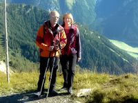 J&ouml;rg von de Fenn. Blinder Wanderer entdeckt das Gebiet um den Gro&szlig;glockner in Kals 2011. Bild 5